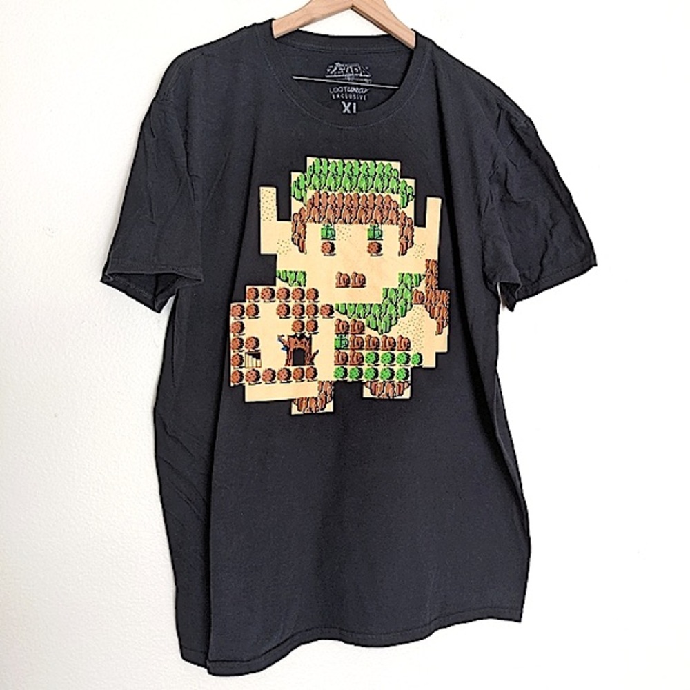 Loot Crate Zelda Graphic Tee size Extra Large